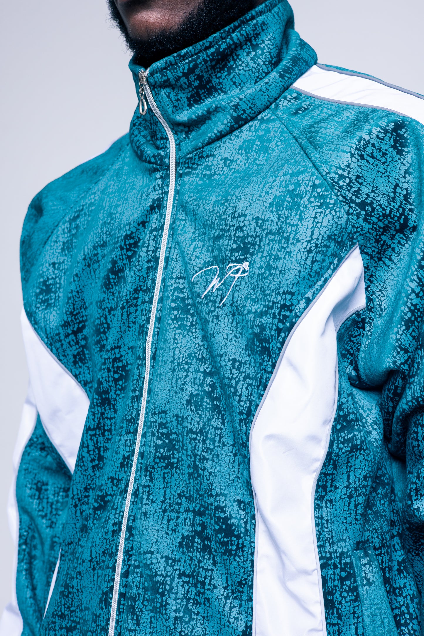 25' RUNMAN TRACKSUIT